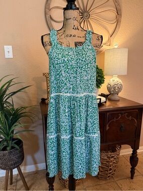 New Lucky Brand Oversized Green Floral Tiered Sundress Runs Big